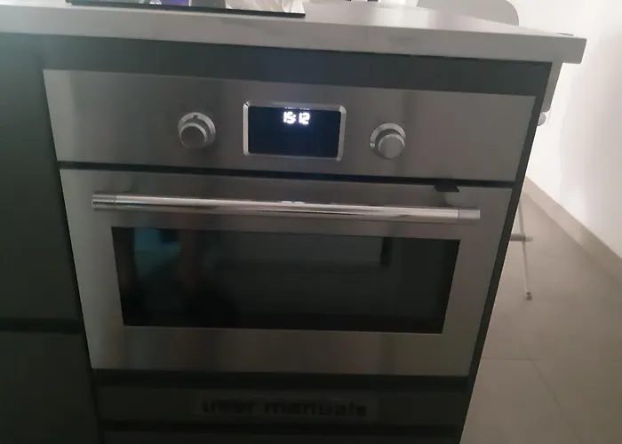 アパート Beautiful Near In Larnaca