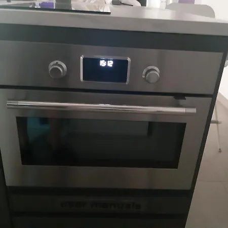 Lägenhet Beautiful Near In Larnaca